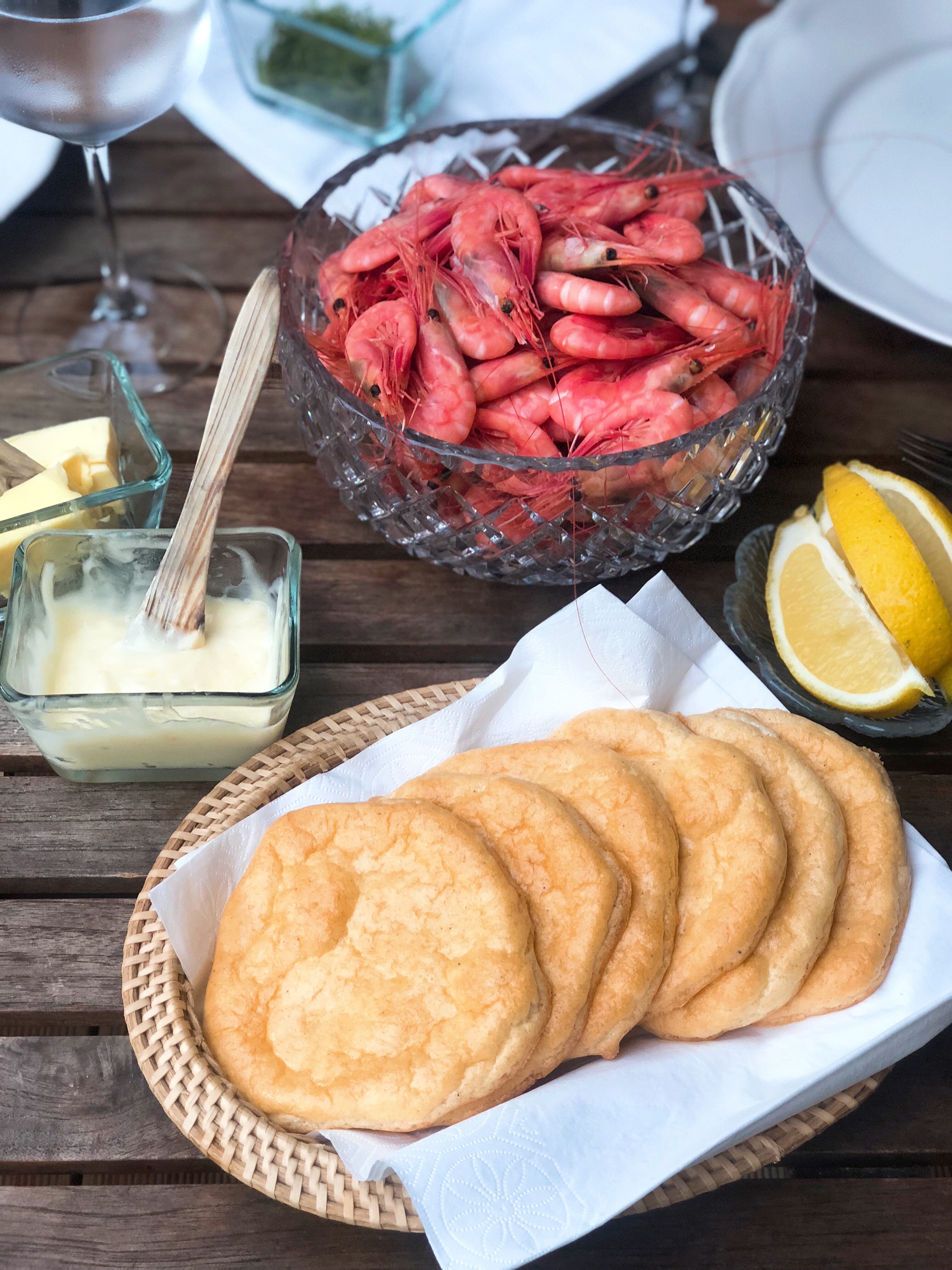 Klassisk Räkmiddag på LCHF-vis Klassisk Räkmiddag på LCHF-vis