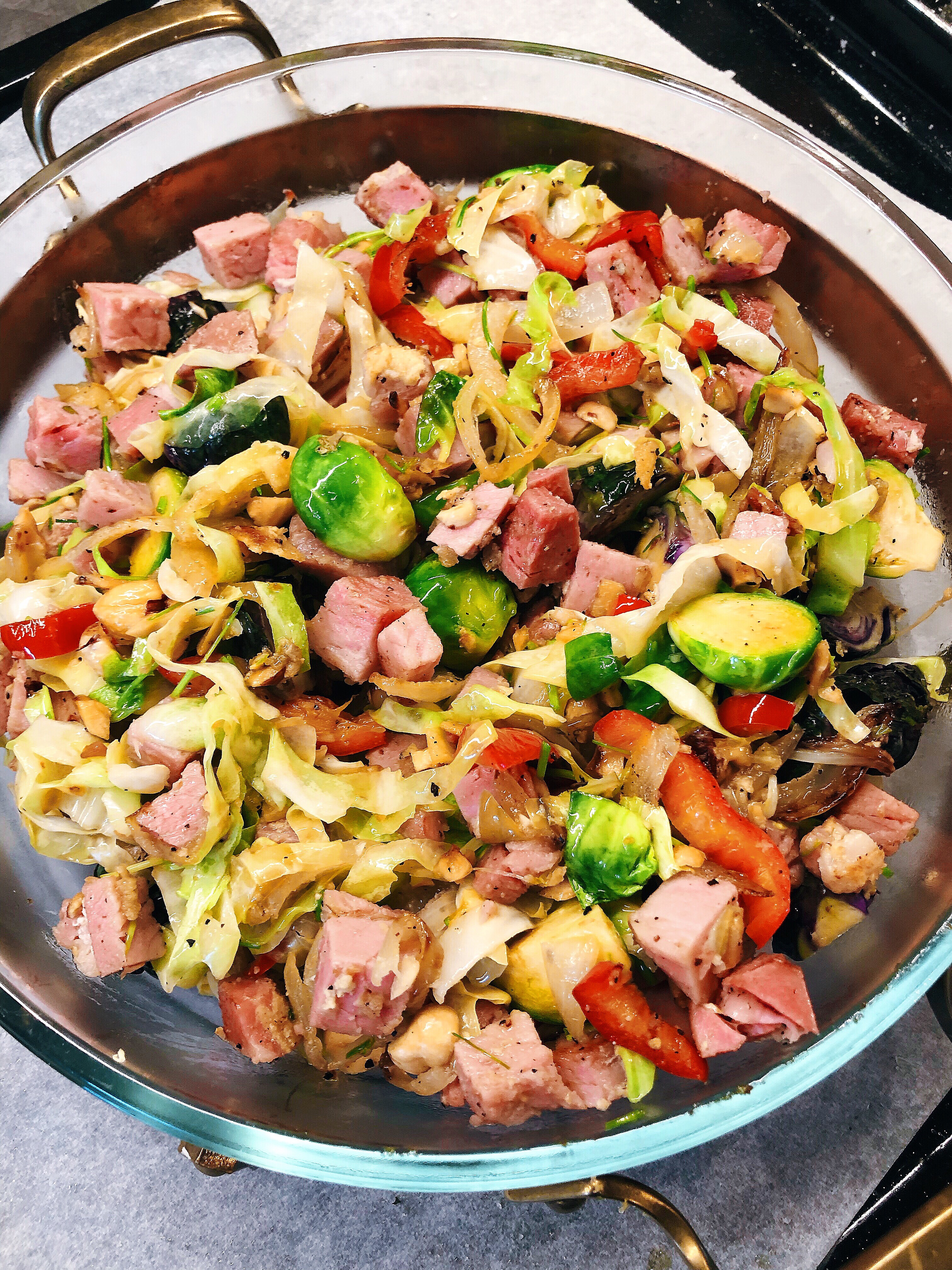 Julmats-Pyttipanna med Hasselnötssmör